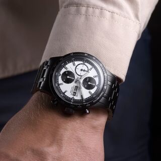 Pandial_LE.2_DD_Chrono_métal_wrist_watch[1] [50%].jpg